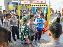Persiapan Pengamanan Natal-Tahun Baru, Kapolri dan Panglima TNI Tinjau Gerbang Tol Prambanan