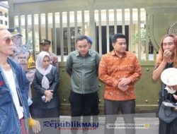 Massa GenPABUMI Tuntut Transparansi Penggunaan Anggaran Pilkada Gresik Rp84 Miliar