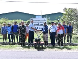 Perkuat Ketahanan Pangan, Danlanud RSA Natuna Serahkan Hand Tractor