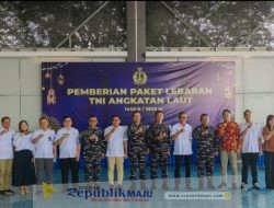 Keluarga Besar Koarmada II Terima Paket Lebaran dari Pimpinan TNI AL