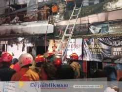 Dua Korban Tewas Tiga Lainya Selamat, Akibat Ruko Tiga Lantai Kedung Rukem Terbakar