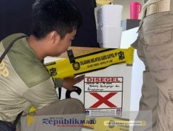 Viral Es Krim Beralkohol! Satpol PP Surabaya Tindak Tegas Lakukan Penyegelan Stan