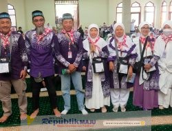 Sekretaris Muhammadiyah Surabaya Catur Anang Hutoyo Tunaikan Ibadah Haji Bersama Istri