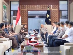 Kapolda Jatim Terima Kunjungan Kajati Perkuat Sinergitas Antar Lembaga Penegak Hukum
