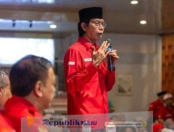Usai Dicopot Dari Jabatan Ketua DPC PDIP Surabaya, Adi Sutarwijono Buka Suara