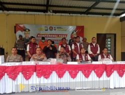 Polresta Sidoarjo Tangkap 3 Kades dan Sita Rp1,1 Miliar Terkait Seleksi Perangkat Desa