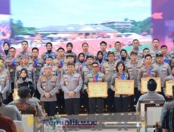 Kapolri Beri Apresiasi 45 Atlet Berprestasi di Ajang WPFG