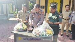 HUT ke 79 Bhayangkara Polsek Pakal Bersama Tiga Pilar Perkuat Sinergi Polri Untuk Masyarakat