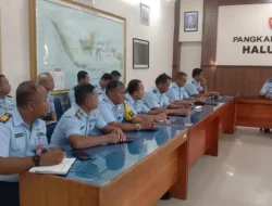 Danlanud Haluoleo Sampaikan Arahan Begini Saat Briefing Staff