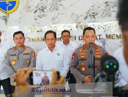 Kapolri Tinjau Langsung Penanganan Karhutla di Kalbar